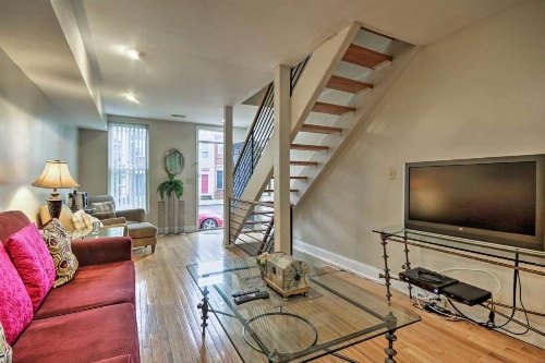 Chase at Canton image 1